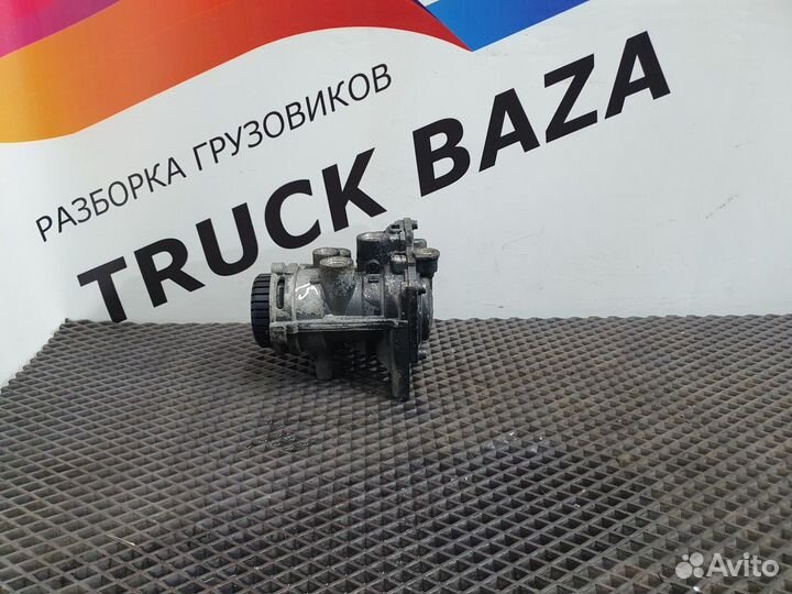 4802040020 Кран управления тормозами прицепа