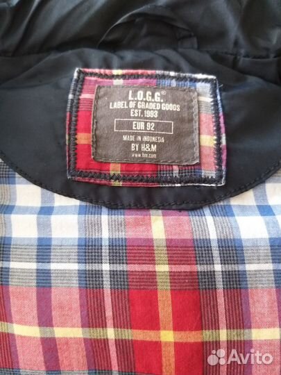 Милая, тёплая жилетка для мальчика