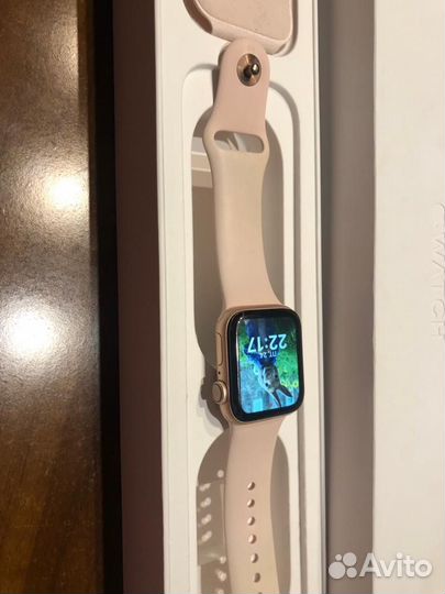 Apple watch 4 часы оригинал розовое золото