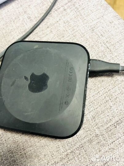 Приставка apple tv