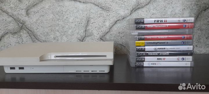 Продам PlayStation 3 Slim 320GB
