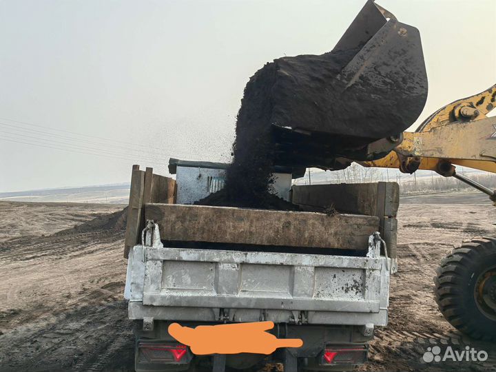 Земля чернозем плодородный грунт навоз перегной