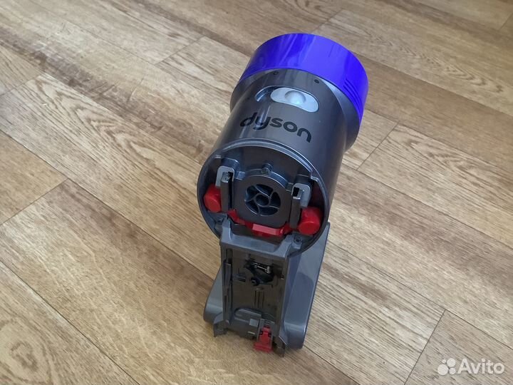 Пылесос dyson v7 на запчасти