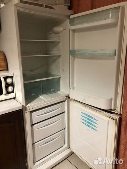 Холодильник бу стинол