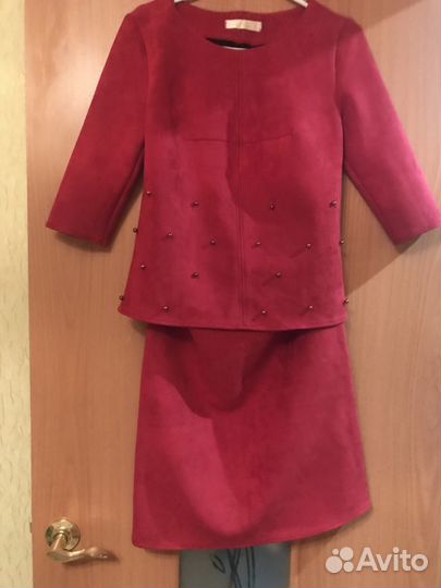 Костюм женский