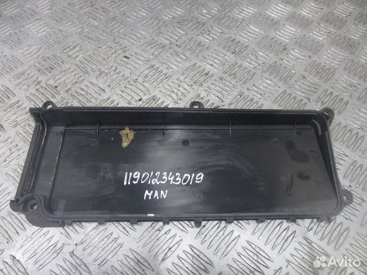 Крышка блока предохранителей MAN 81624100077