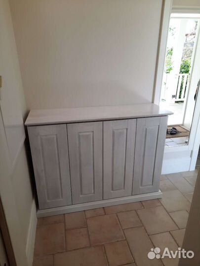 Тумбочка для обуви из массива дуба