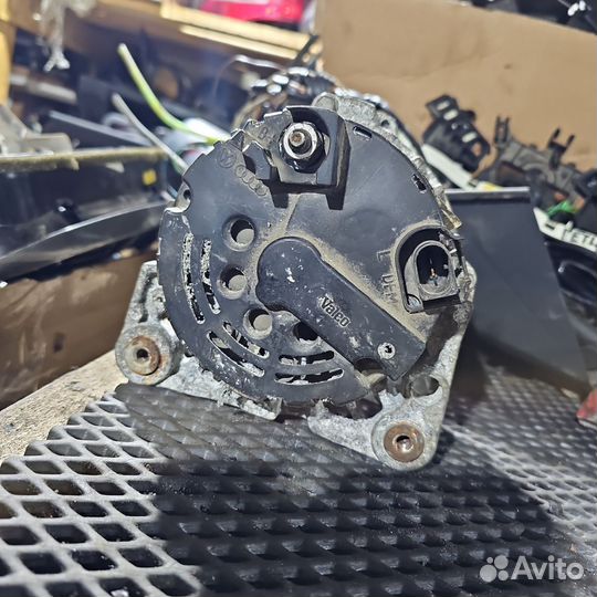 Генератор для Skoda Octavia A4 Tour