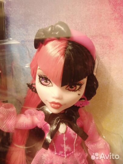 Куклы монстер хай Дракулаура третье поколение