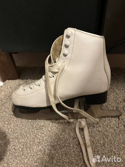 Коньки фигурные