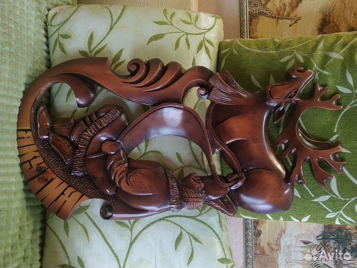 Панно Ручная резьба по дереву