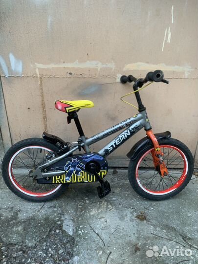 Велосипед детский б/у 16 колеса