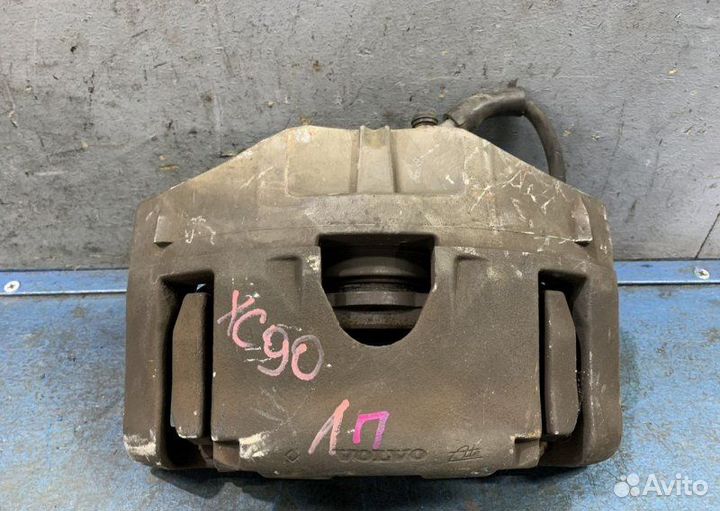 Суппорт передний Volvo Xc90 1 Поколение C