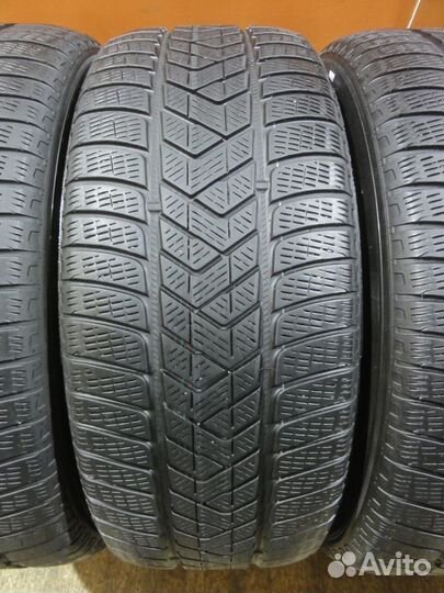 Pirelli Scorpion Winter 255/55 R19 111H