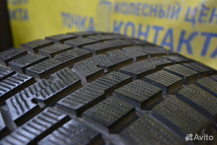 Yokohama Ice Guard IG30 235/50 R17