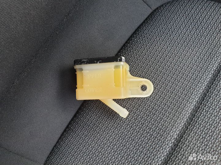 Бачок заднего тормоза Honda CBR600RR 2003-2006г