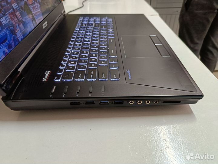 Игровой ноутбук MSI GT72S; i7 /1070 8GB/ 16GB