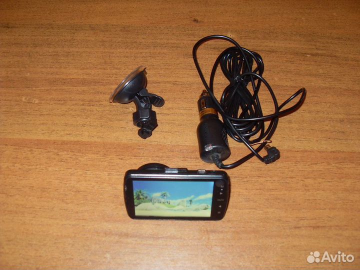 Видеорегистратор. Читайте содержание объявления