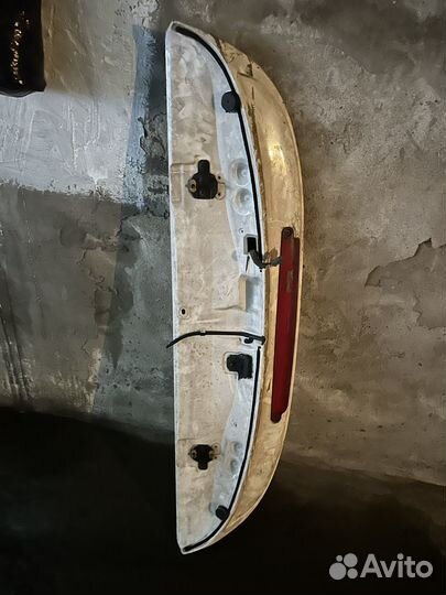 Продаю спойлер