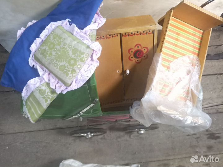 Игрушечная коляска