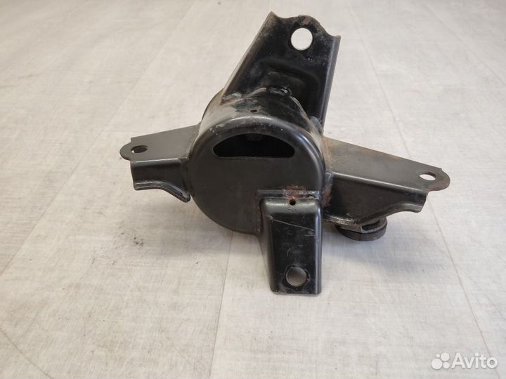 Опора кпп Kia Ceed ED 1.6 G4FC 2010