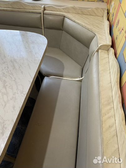 Кухонный уголок бу со столом