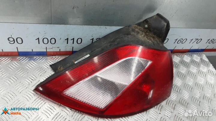 Фонарь задний правый Renault Megane 2 2004