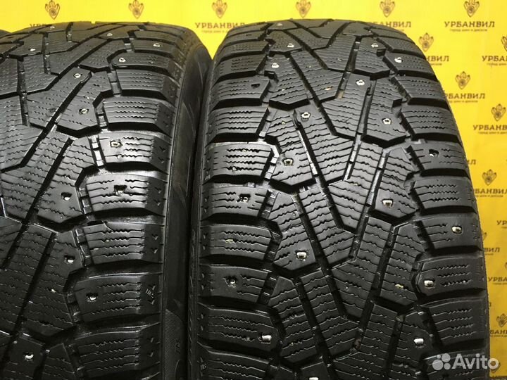 Pirelli Ice Zero 215/55 R17 98T