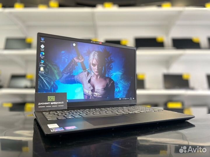 Ноутбук Lenovo AMD Ryzen 5 5500U/DDR4-8Gb/SSD 256