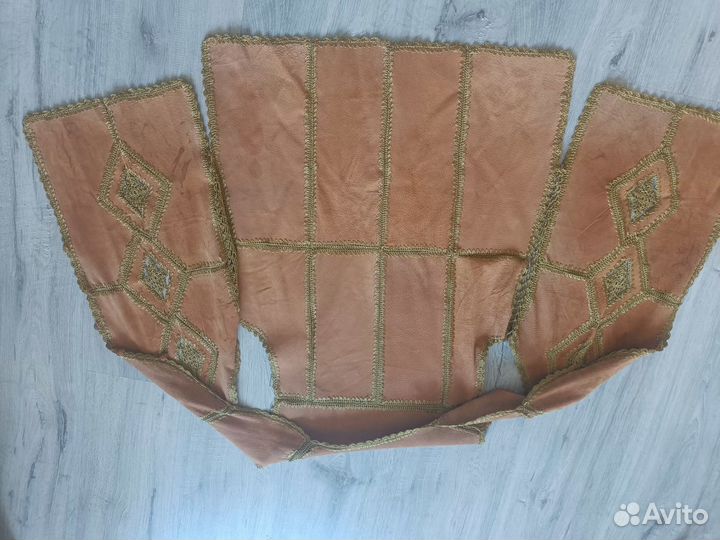 Замшевая хиппи жилетка camel