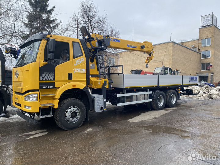 Бортовой грузовик FAW 3250 с КМУ XCMG, 2024