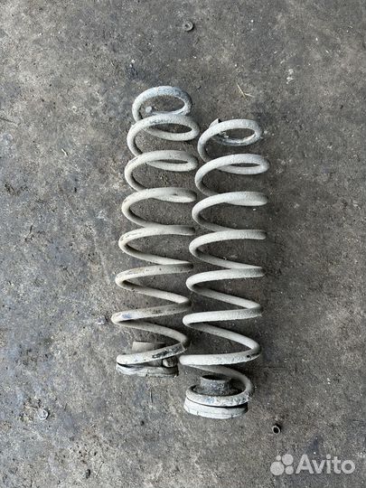 Volkswagen polo 5 задние пружины