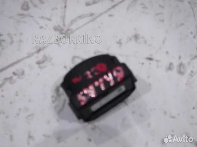 Кнопка обогрева сидений