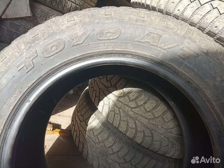 Toyo Open Country A/T 235/65 R17