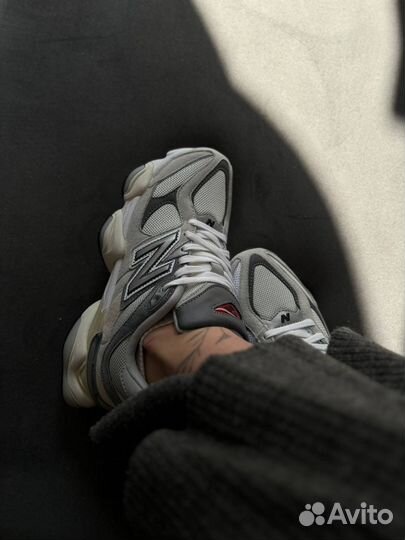 Кроссовки мужские женские