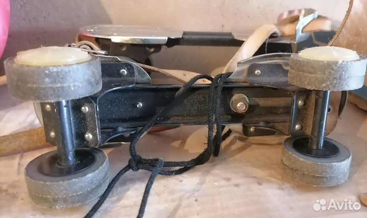 Роликовые коньки СССР