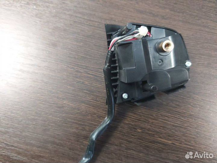 Кнопки на руль Bmw X5 50Ix F15 N63N 4.4 2013