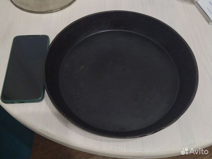 Чугунная сковорода СССР 29 см