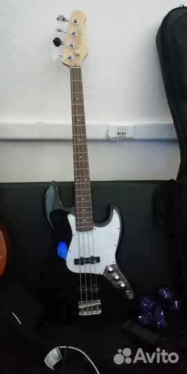 Бас гитара Stagg B300bk