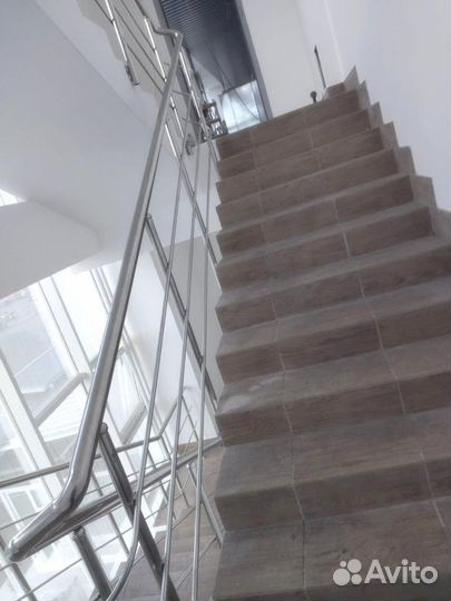 Перила для лестниц