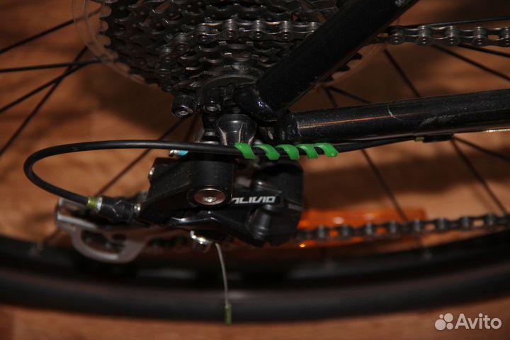 Велосипед Trek 14 7.3 FX20 black titane hrb 700c