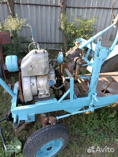 Мини-трактор, 2000