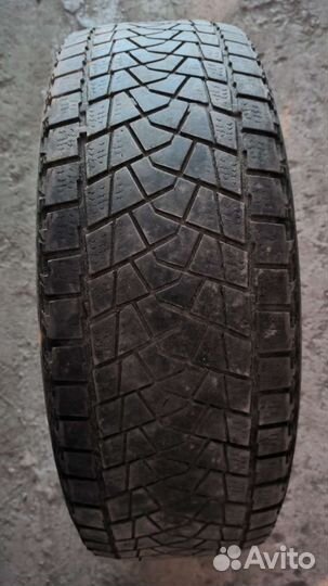 Bridgestone Blizzak DM-Z3 215/65 R16