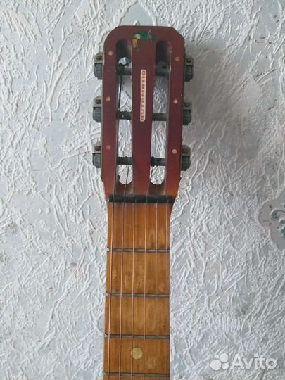 Классическая гитара бу