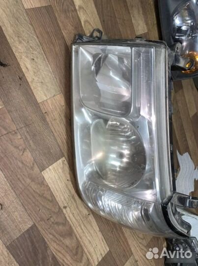 Фара левая Toyota Land Cruiser 100