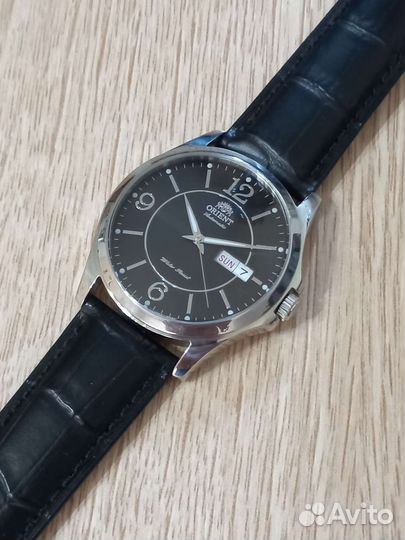 Часы Orient EM7G