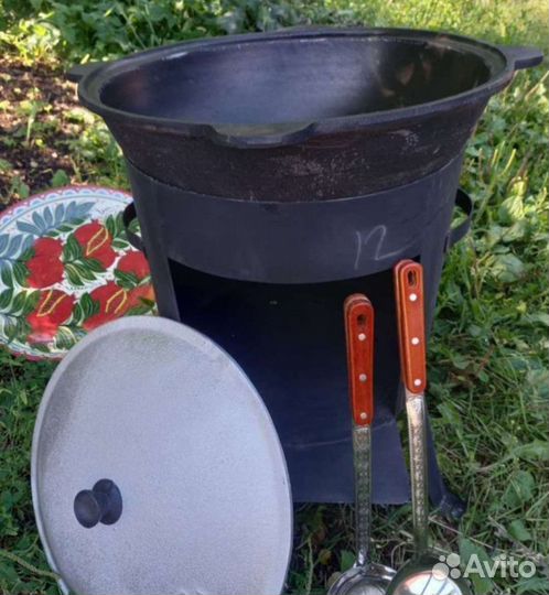Казан чугунный 12 литров с печкой