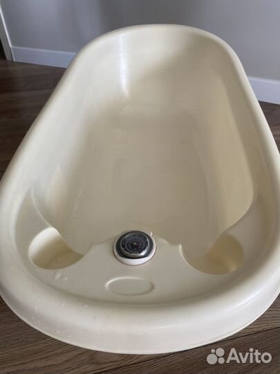 Детская ванночка с подставкой