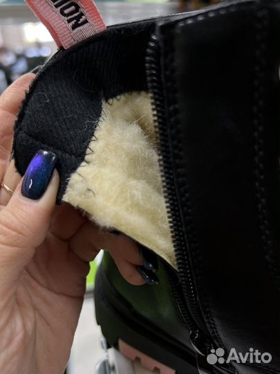 Ботинки зимние новые