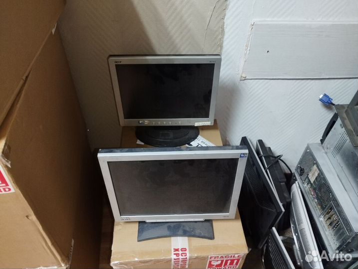 Мониторы ЖК бу 15